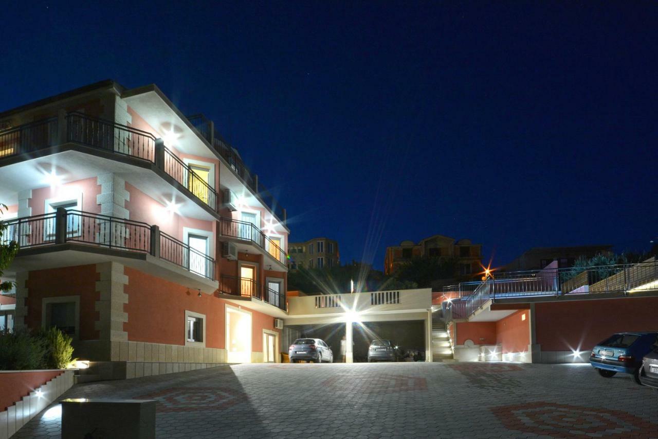 Antos Put Gaja, Split Appartement Buitenkant foto